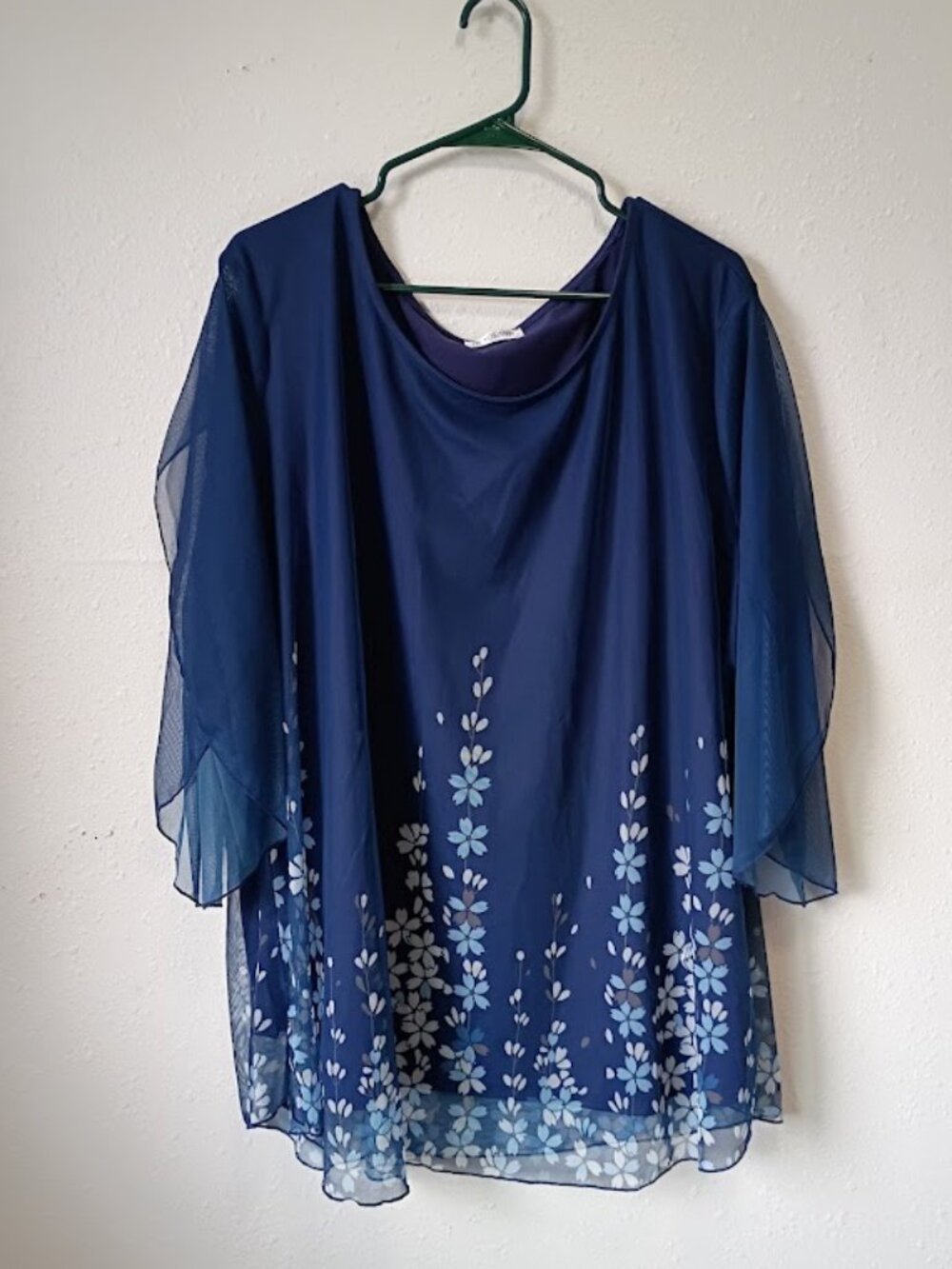 In'Voland Women's Blue Floral Chiffon Layered Blouse Size 4X